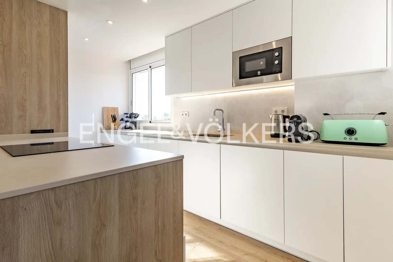 Cocina de Piso en venta en Sant Adrià de Besòs con Aire acondicionado, Calefacción y Parquet