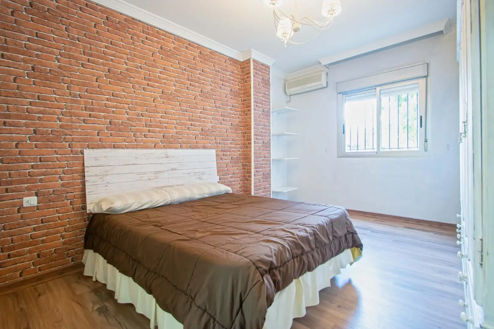 Schlafzimmer von Wohnung zum Verkauf in Sevilla mit Klimaanlage