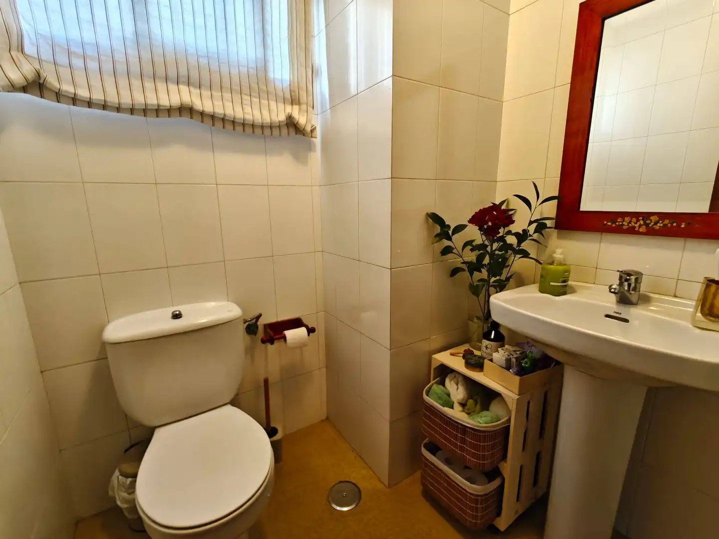 Badezimmer von Maisonette zum Verkauf in Ames mit Abstellraum, Möbliert und Gemeinschaftspool