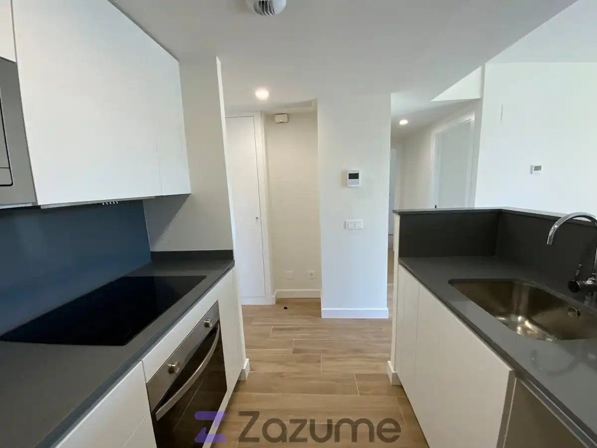 Kitchen of Flat for rent in Valencia  with Air Conditioner, Heating and Private garden