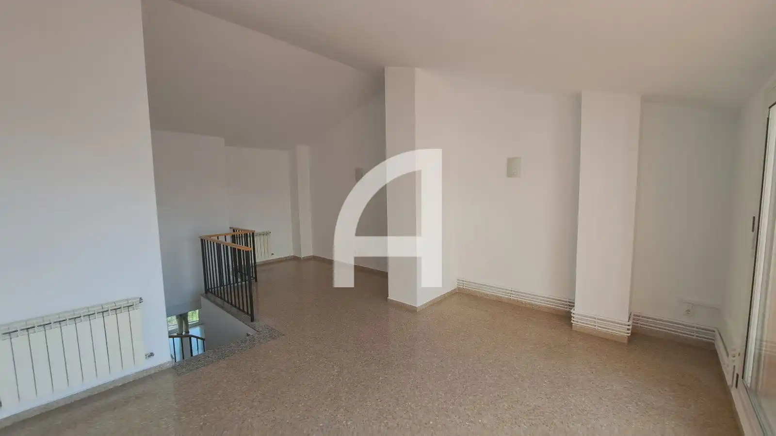Dúplex en venta en Terrassa con Calefacción y Terraza