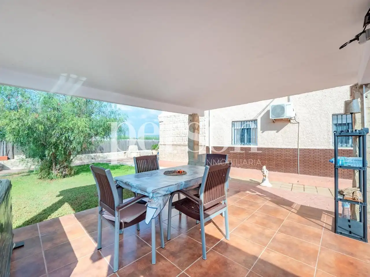 Terrassa de Casa o xalet en venda en Manises amb Aire condicionat, Jardí privat i Terrassa