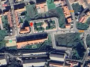 Vista exterior de Edificio en venta en Navarrete