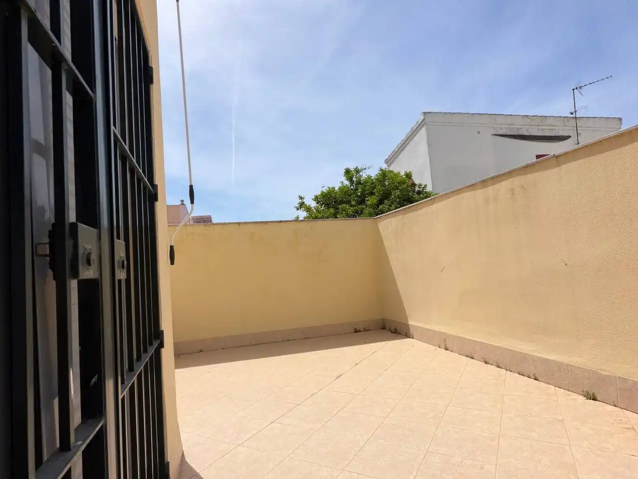 Terraza de Casa adosada en venta en Bormujos con Alarma