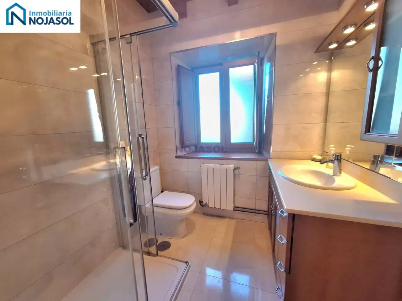 Baño de Casa o chalet de alquiler en Noja con Calefacción, Jardín privado y Terraza
