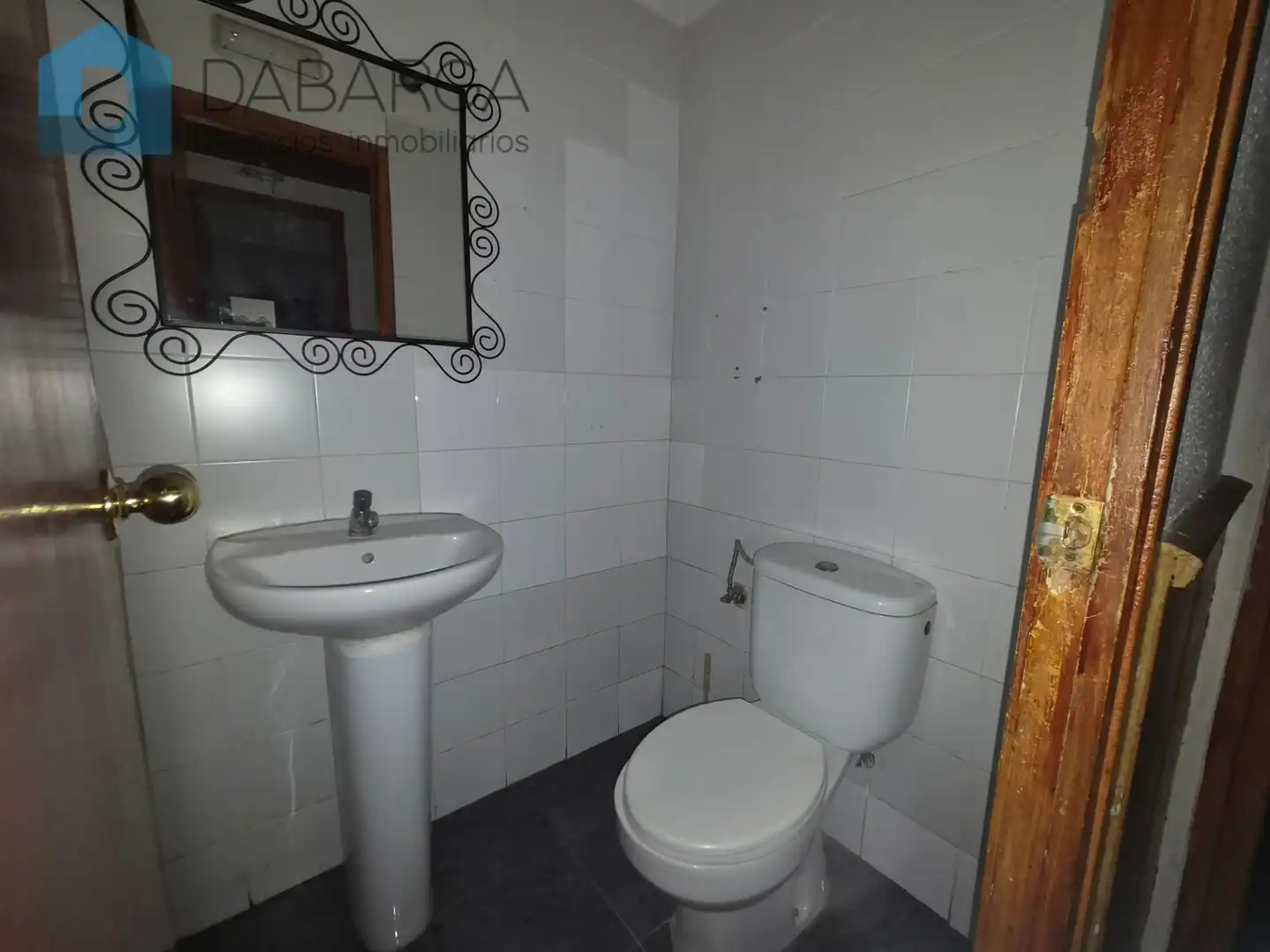 Bathroom of Commercial properties for rent in Ajuntament-Maragall