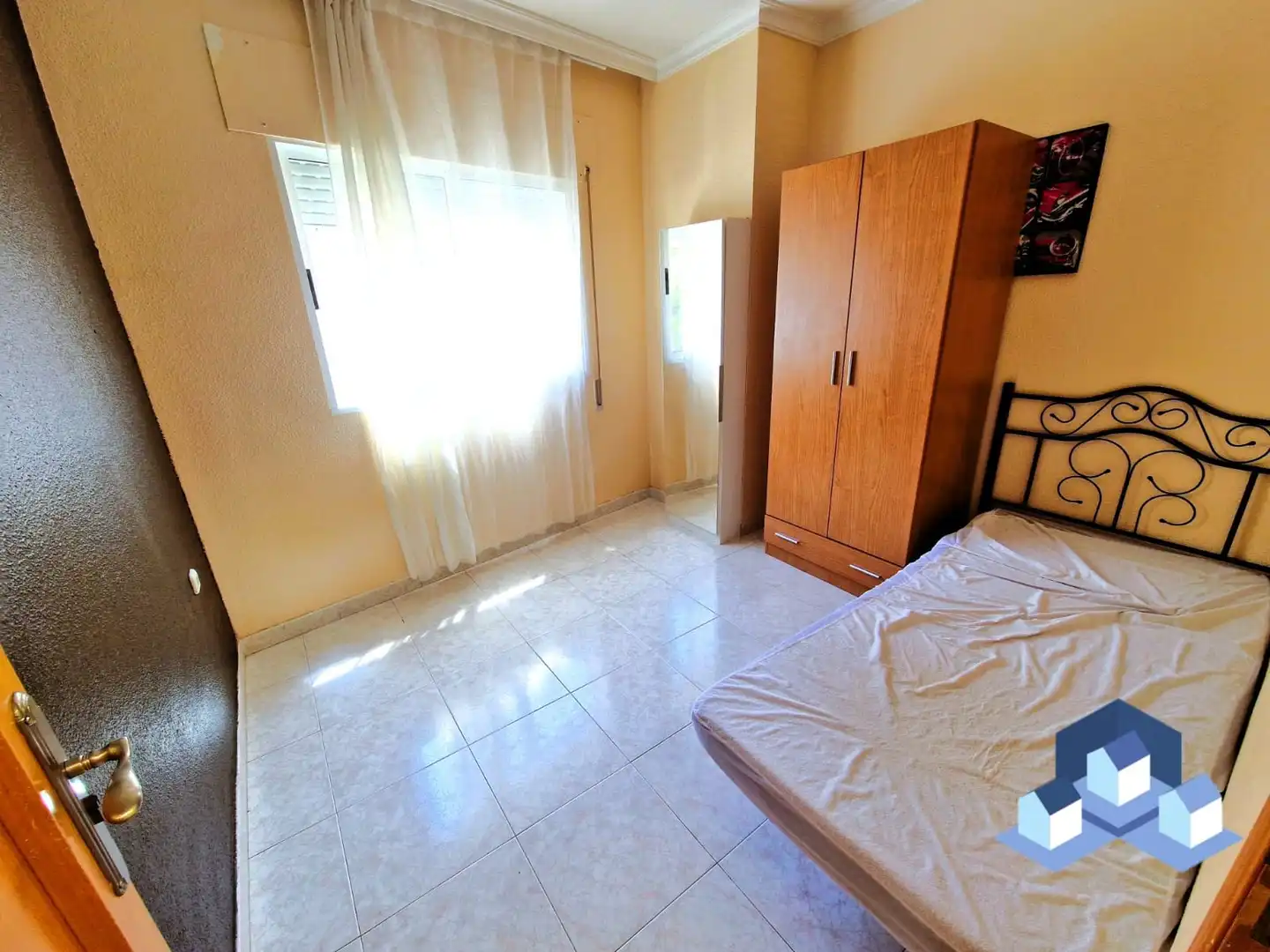Habitación de Piso en venta en Lorca con Amueblado y Balcón
