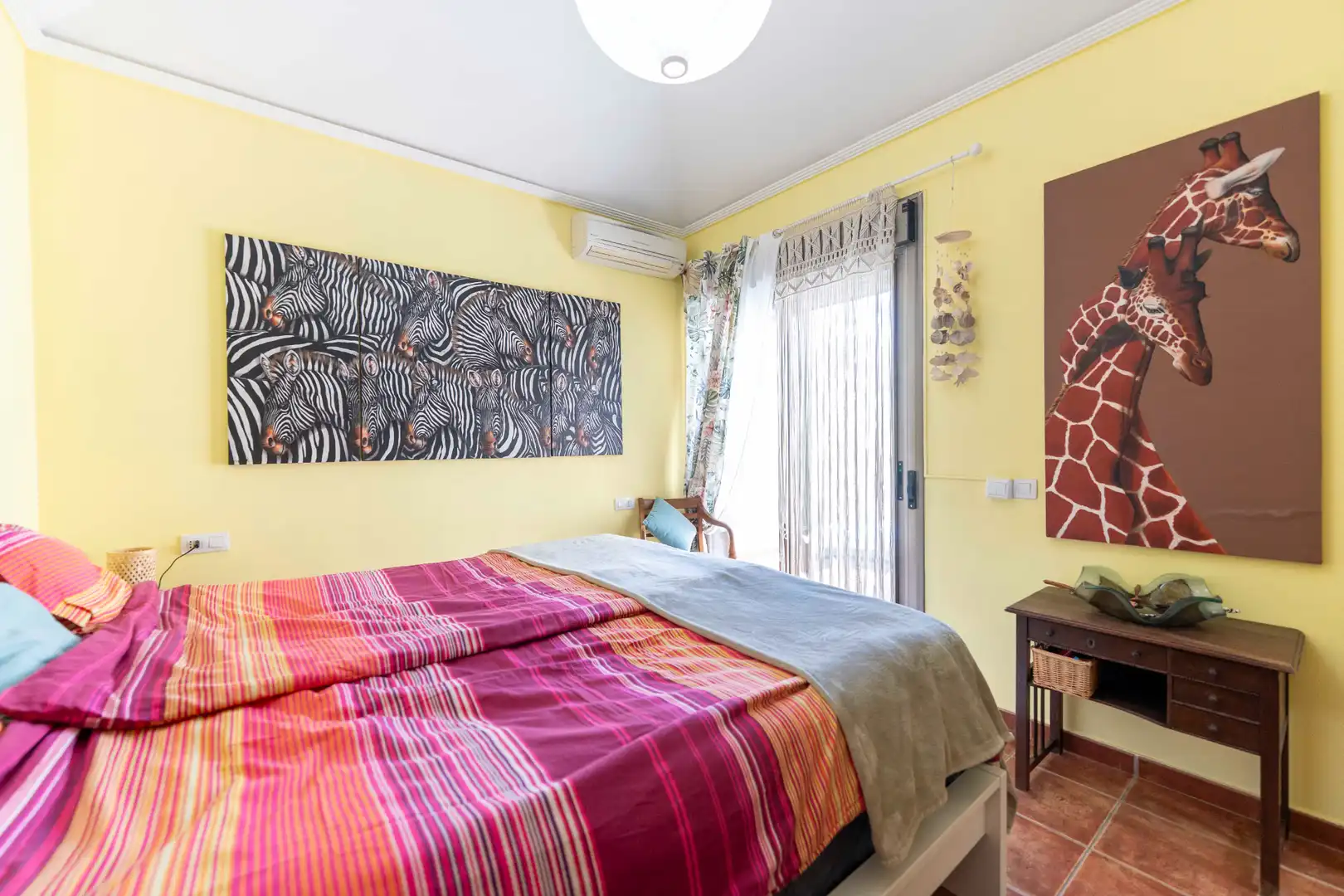 Dormitori de Casa adosada en venda en Granadilla de Abona amb Aire condicionat, Terrassa i Moblat