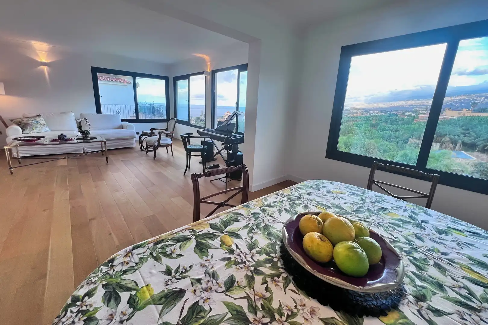 Dining room of Country homes for sale in Puerto de la Cruz  with Parquet flooring, Terrace and Storage room
