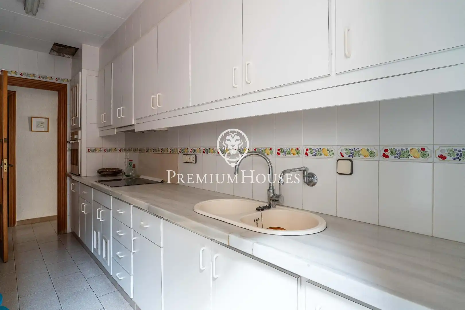 Cocina de Edificio en venta en Vilanova i la Geltrú