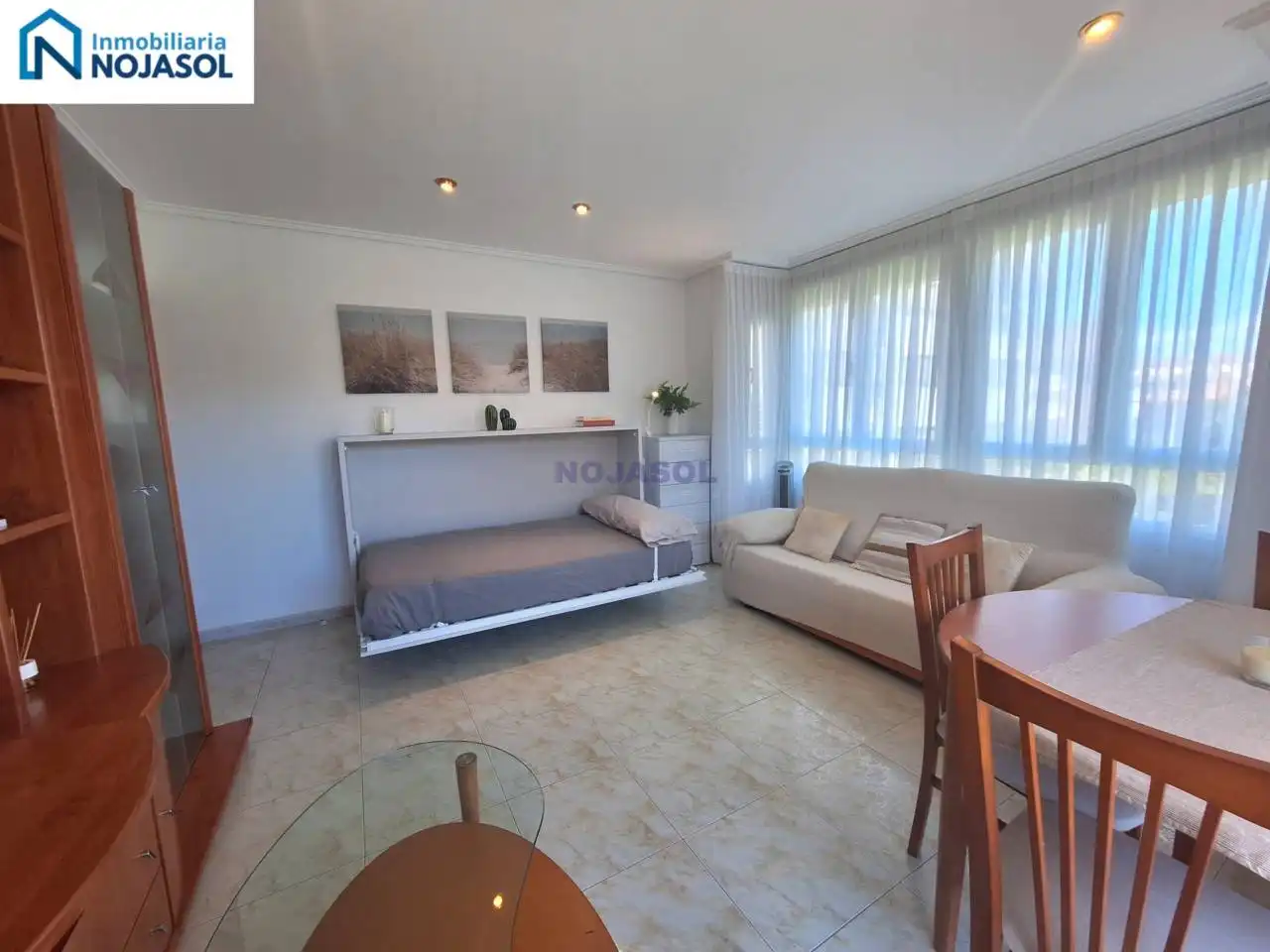 Sala de estar de Apartamento de alquiler en Noja con Calefacción, Terraza y Amueblado