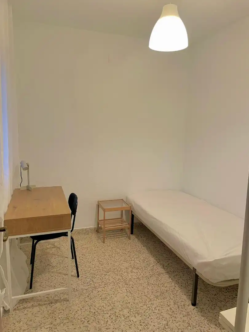 Habitación de Piso para compartir en Mérida con Amueblado