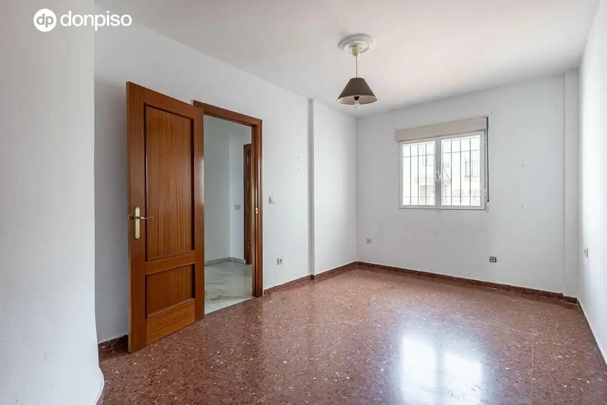 Terraced house for sale in Calle CHECOSLOVAQUIA, imagen 13