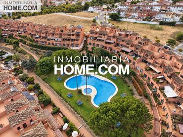 Maison mitoyenne avec balcon à vendre à Capellanía - Retamar