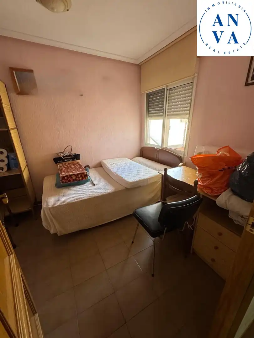 Habitación de Piso en venta en San Vicente del Raspeig / Sant Vicent del Raspeig con Balcón