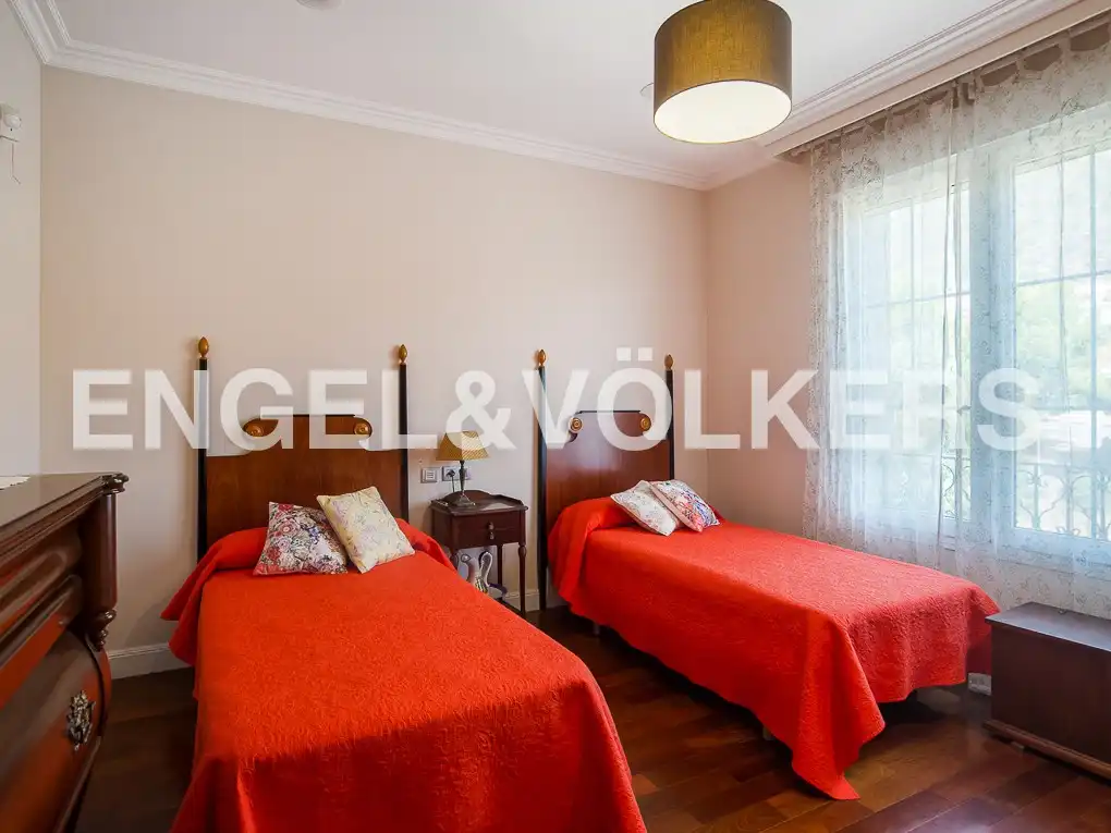 Habitación de Casa o chalet en venta en La Vall d'Uixó con Aire acondicionado, Calefacción y Jardín privado
