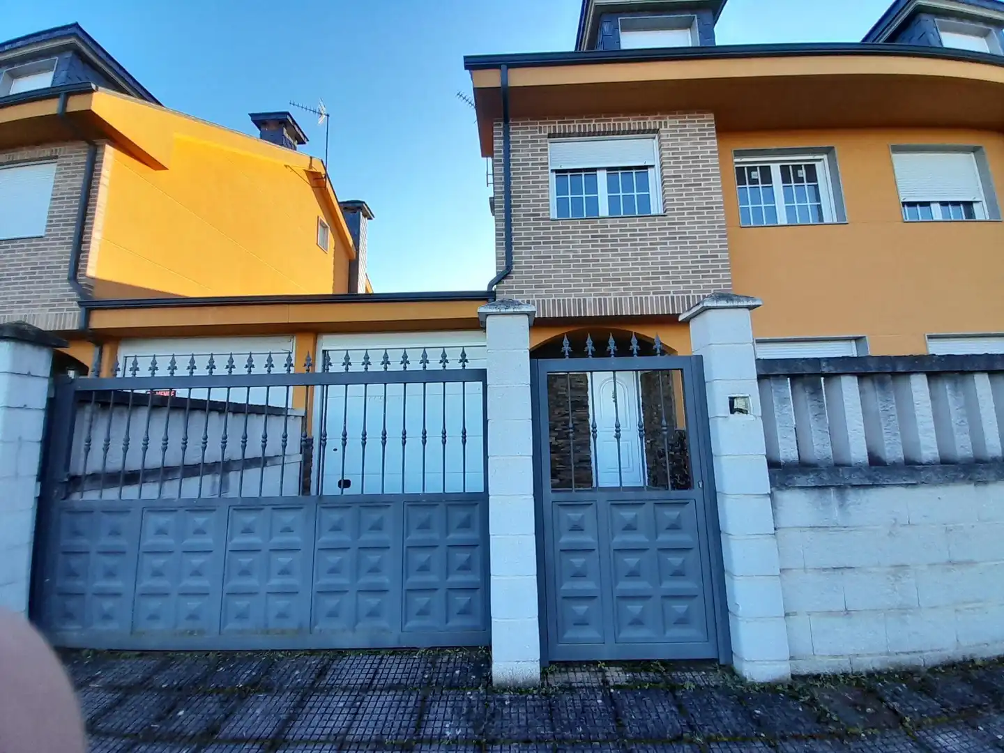 Exterior view of Detached homes for sale in Carracedelo