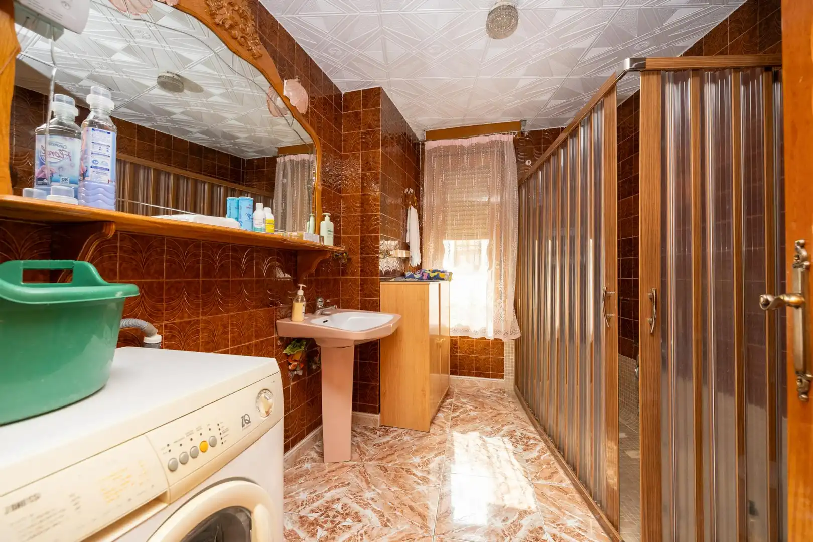 Baño de Edificio en venta en Lanjarón