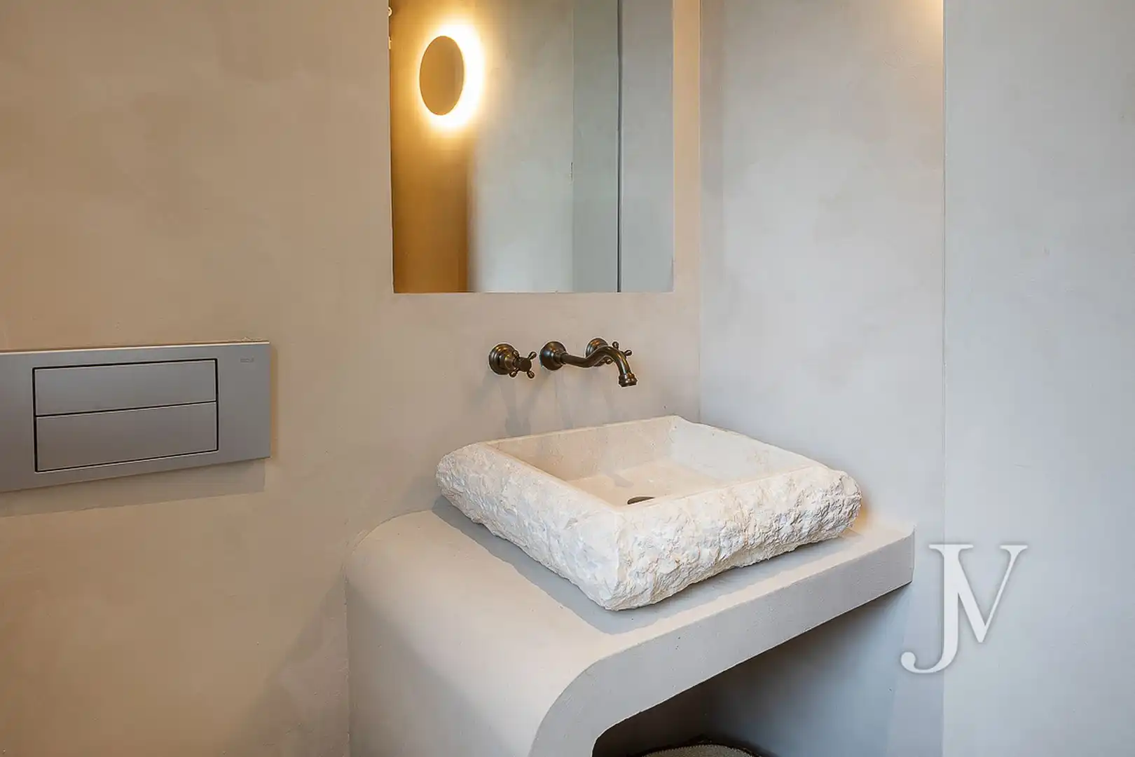Bathroom of Houses for sale in Madrid  with Air Conditioner, Heating and Private garden