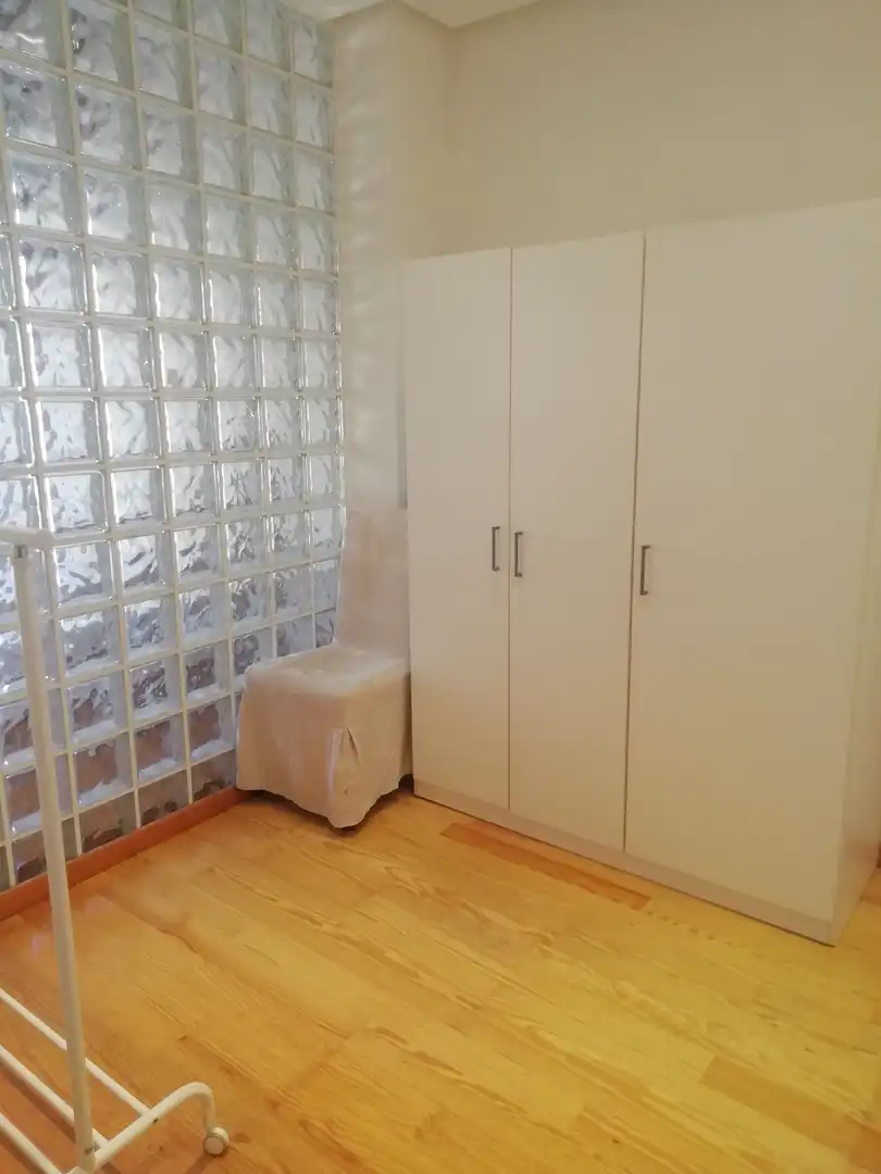Habitación de Piso de alquiler en Málaga con Aire acondicionado, Amueblado y Lavadora