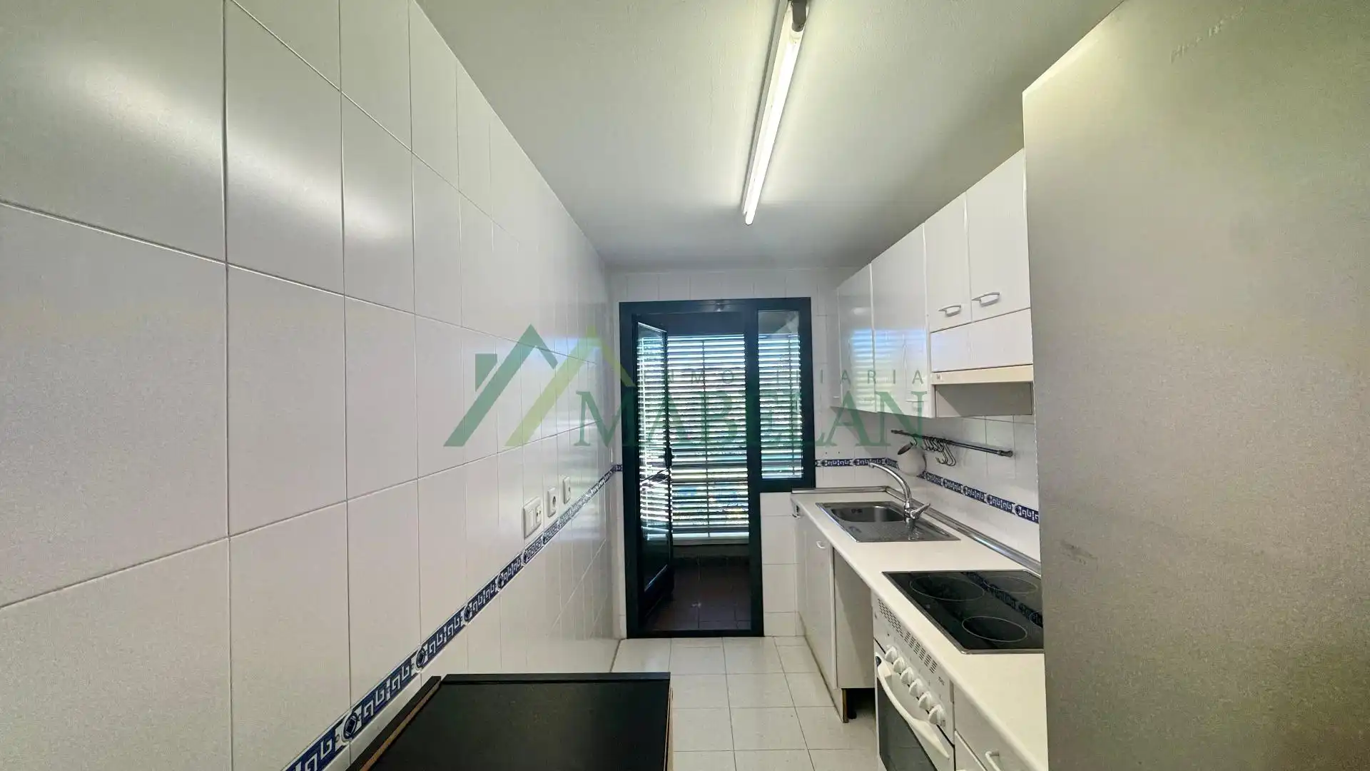Cocina de Piso de alquiler en Las Rozas de Madrid con Calefacción, Parquet y Piscina comunitaria