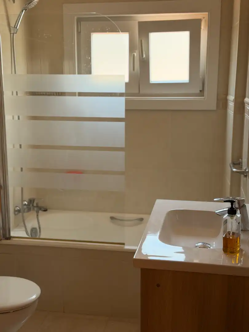 Baño de Piso en venta en  Palma de Mallorca con Aire acondicionado, Terraza y Piscina