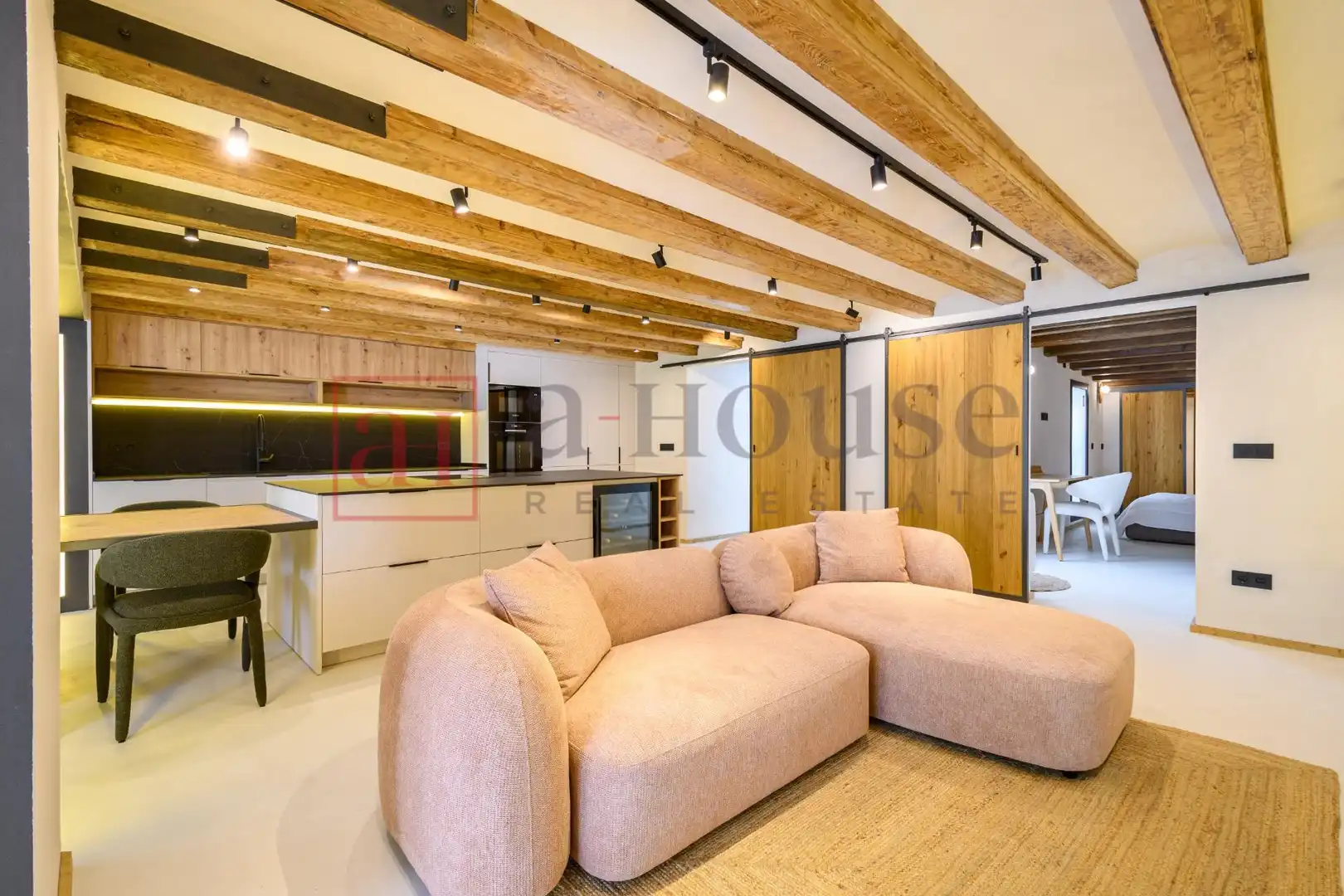 Penthouse with terrace for sale in Carrer Carrer Sèneca, imagen 3