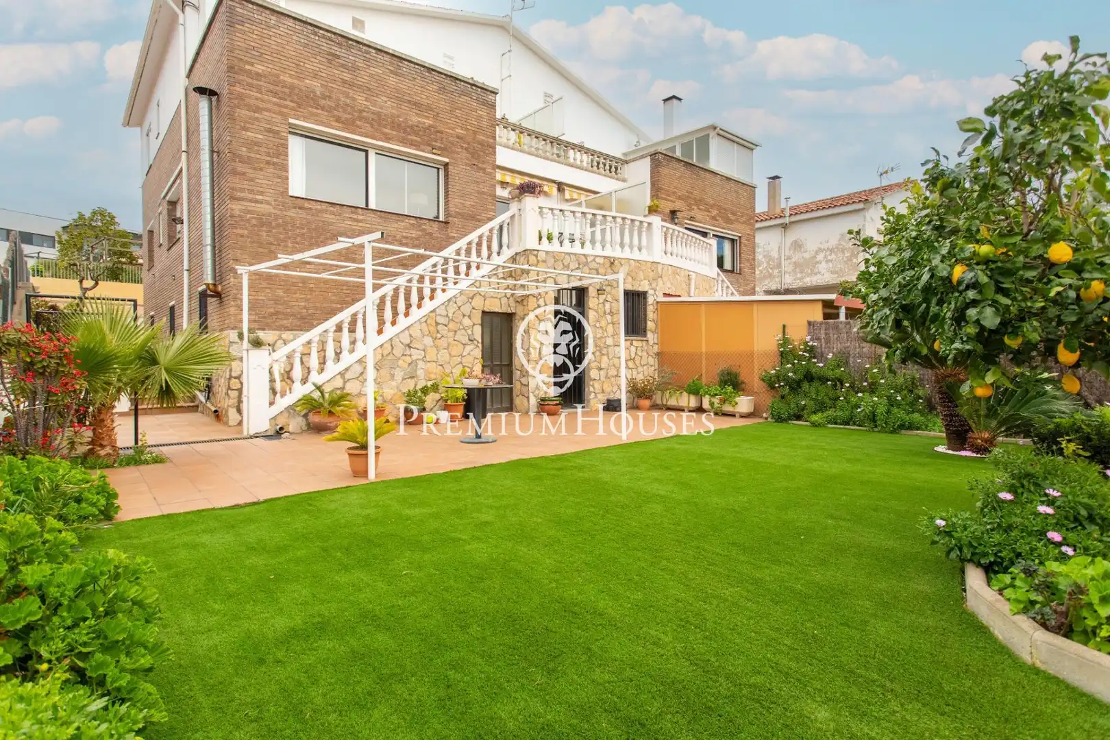 Terraza de Casa o chalet en venta en Badalona con Aire acondicionado, Calefacción y Jardín privado