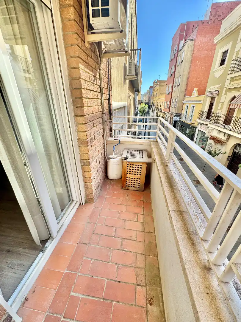 Piso con ascensor en alquiler en Calle Menacho 21, imagen 8