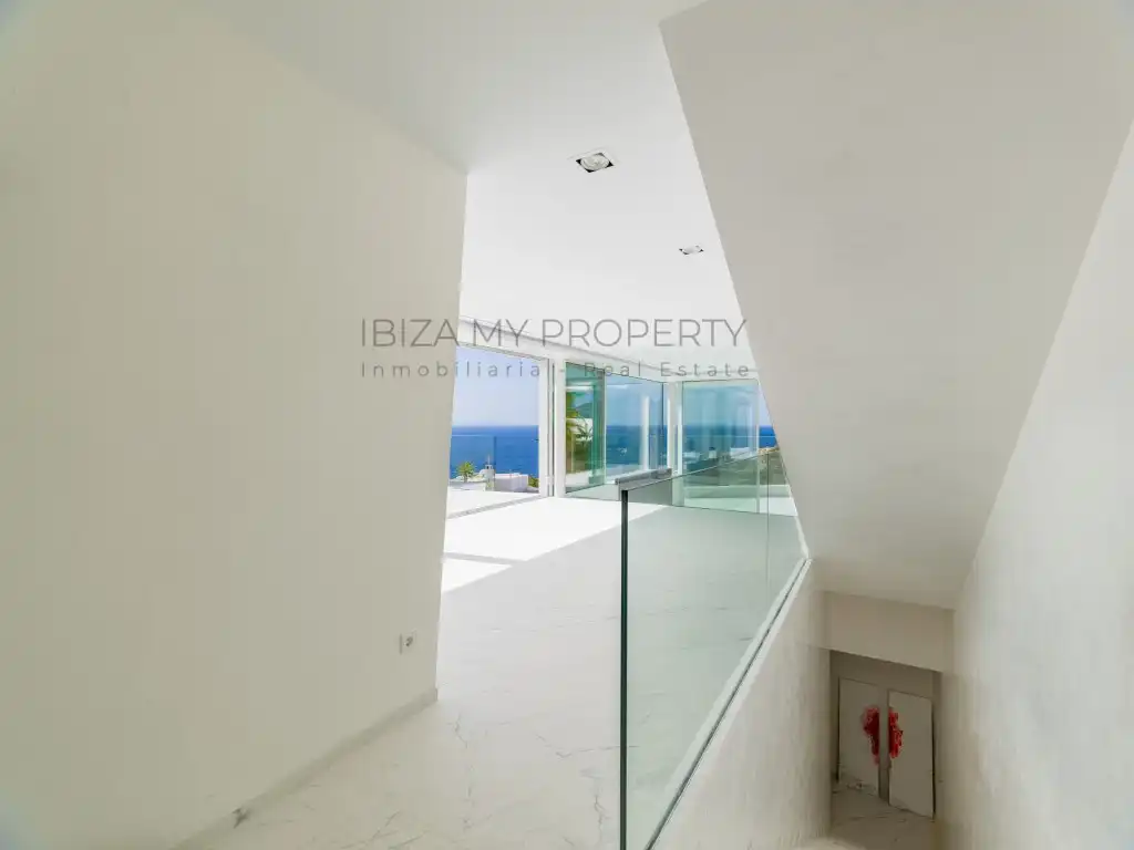 Casa o chalet en venta en Santa Eulària des Riu con Aire acondicionado, Trastero y Piscina