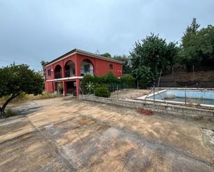 Vista exterior de Casa o xalet en venda en Càrcer amb Aire condicionat, Terrassa i Piscina