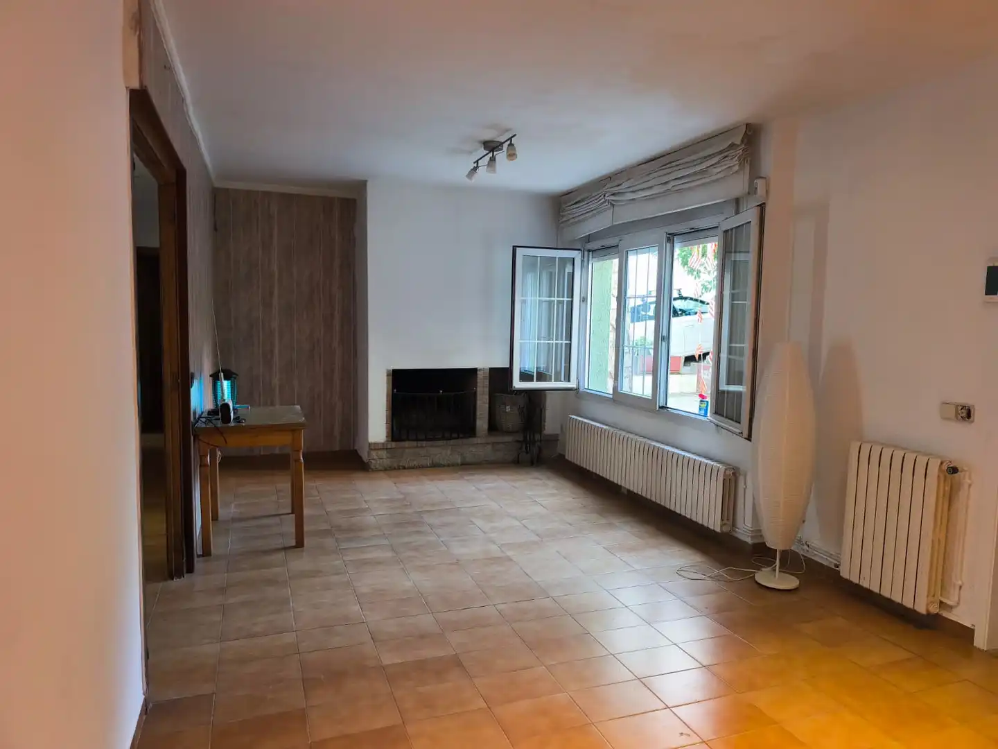Wohnzimmer von Haus oder Chalet zum Verkauf in Blanes mit Heizung, Privatgarten und Terrasse