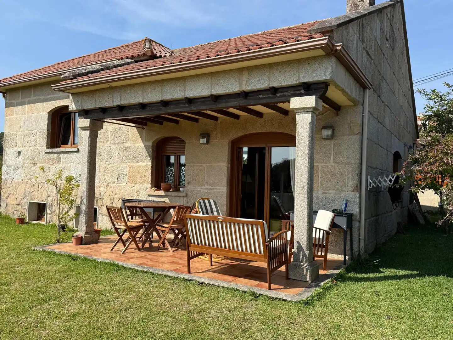 Casa con terraza en venta en Adina- Portonovo
