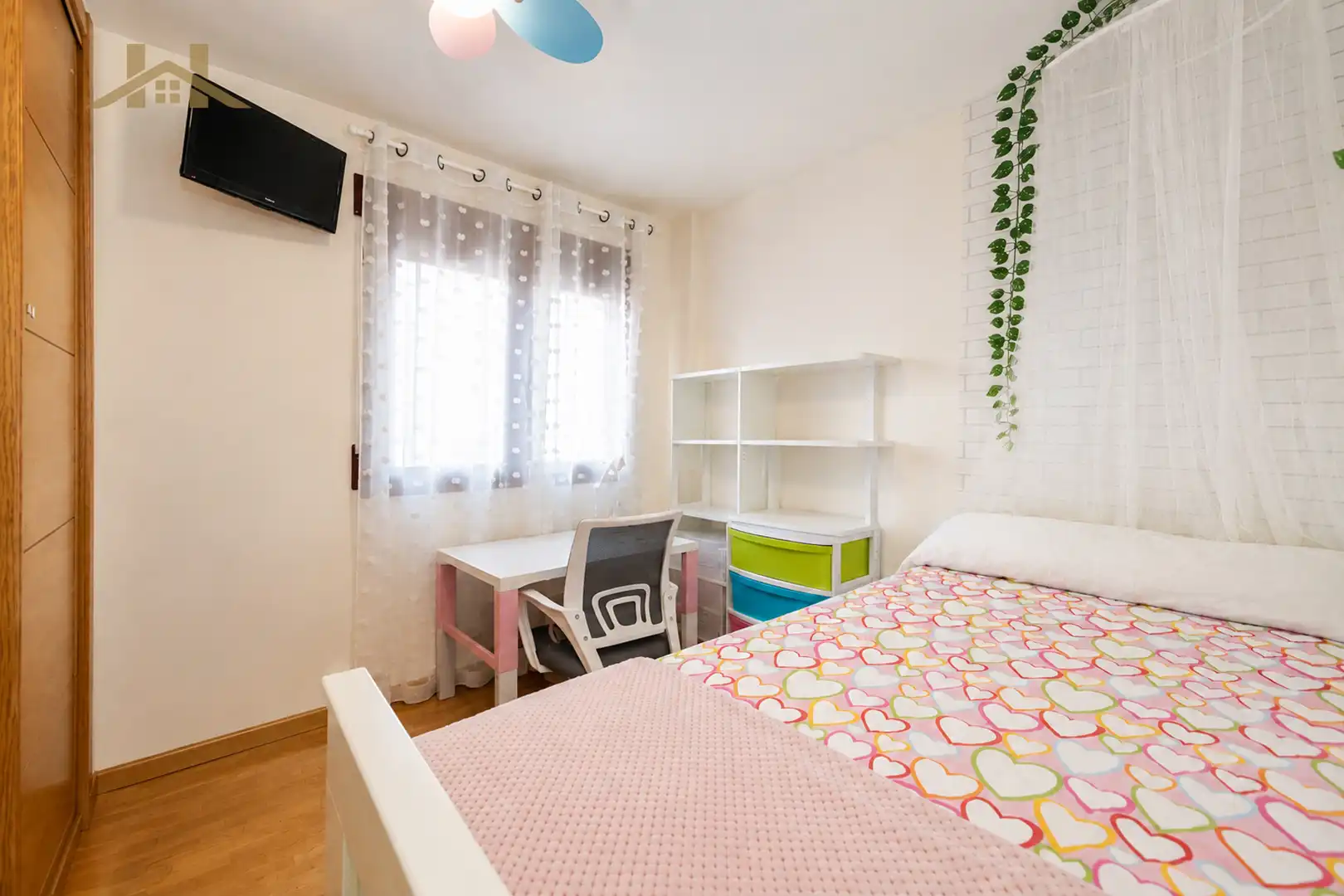 Bedroom of Flat for sale in Valdemorillo  with Air Conditioner, Heating and Storage room