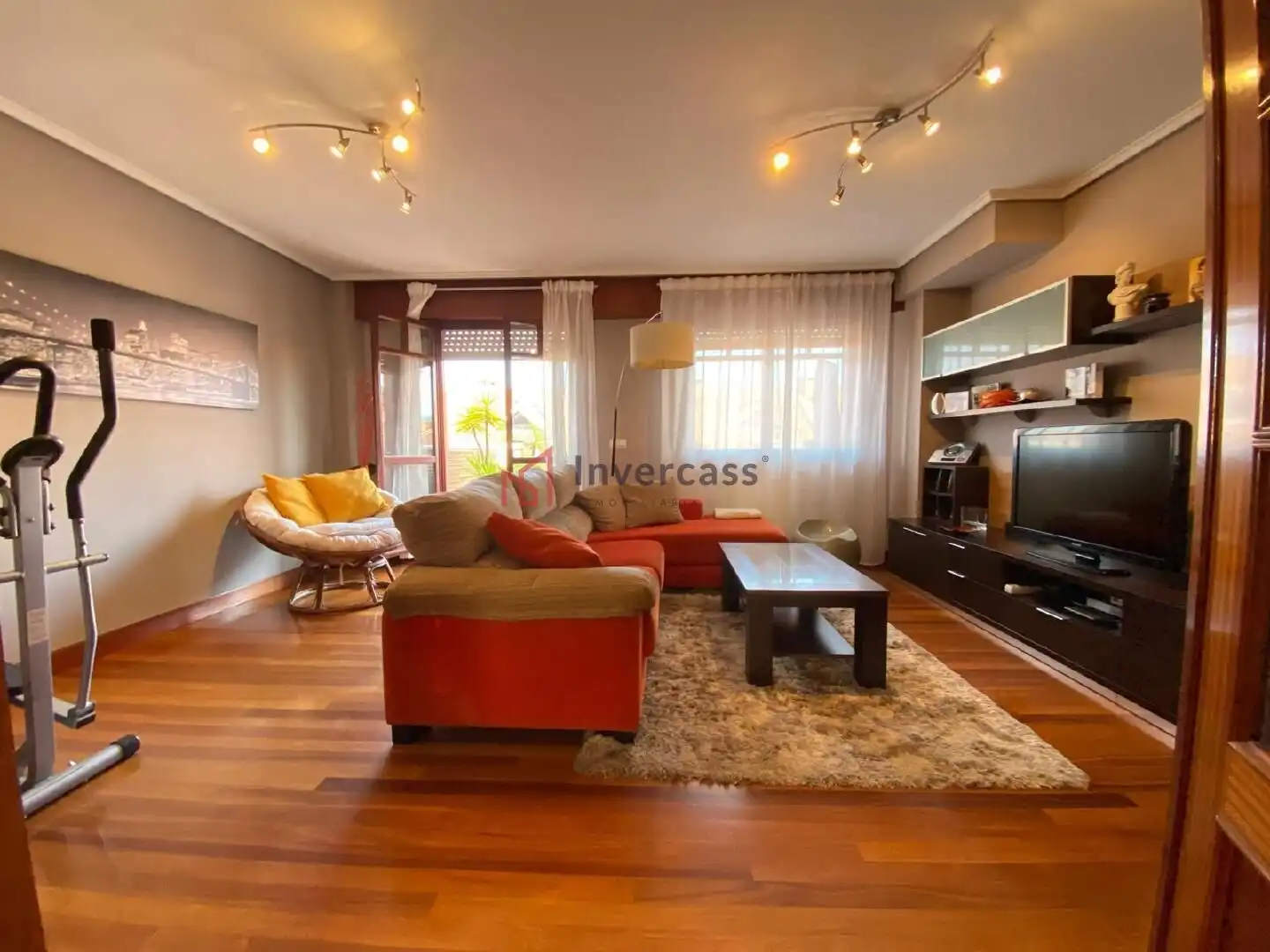 Sala de estar de Casa adosada en venta en Castro-Urdiales