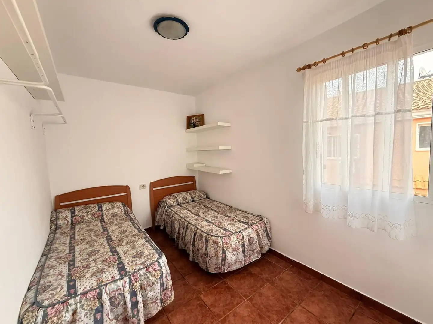Habitación de Casa adosada en venta en Moncofa con Terraza, Trastero y Balcón