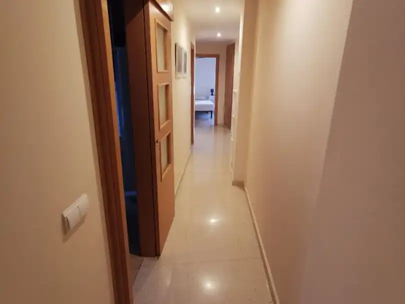 Flat for rent in Valencia  with Air Conditioner, Heating and Storage room