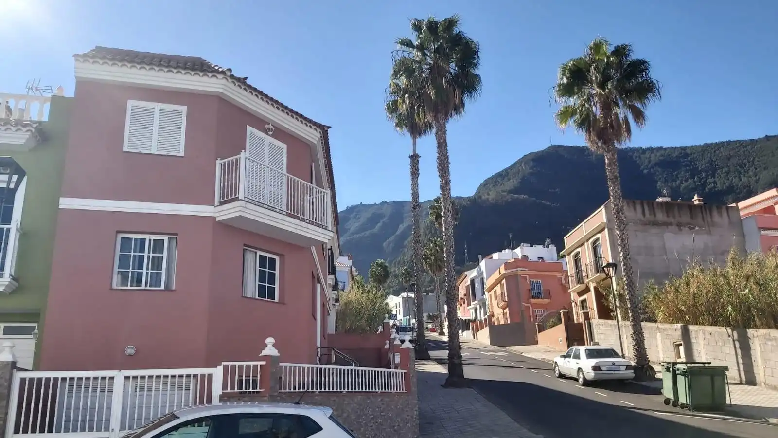 Vista exterior de Casa o xalet en venda en Los Realejos amb Terrassa i Balcó