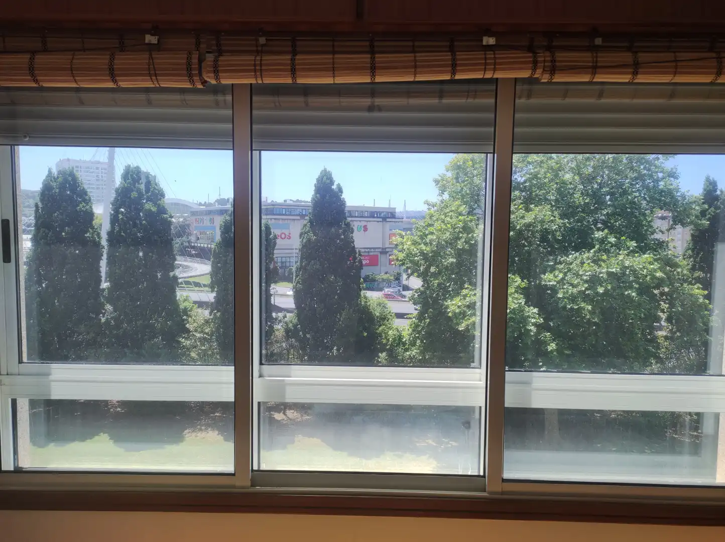 Habitación de Piso de alquiler en A Coruña Capital  con Calefacción, Parquet y Trastero