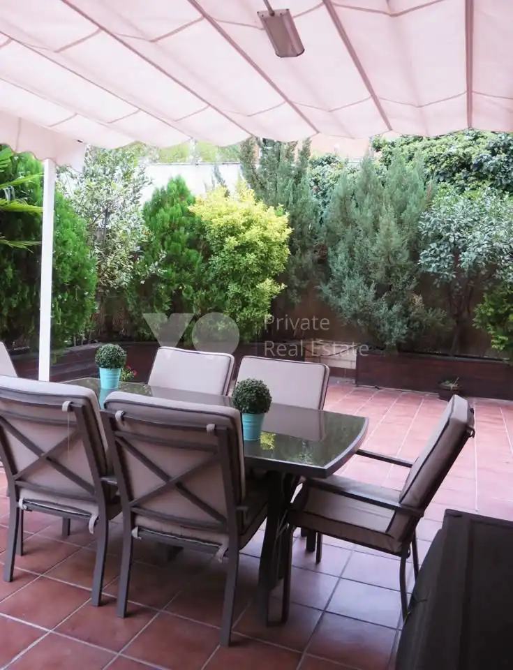Terraza de Planta baja en venta en Boadilla del Monte con Aire acondicionado, Calefacción y Jardín privado