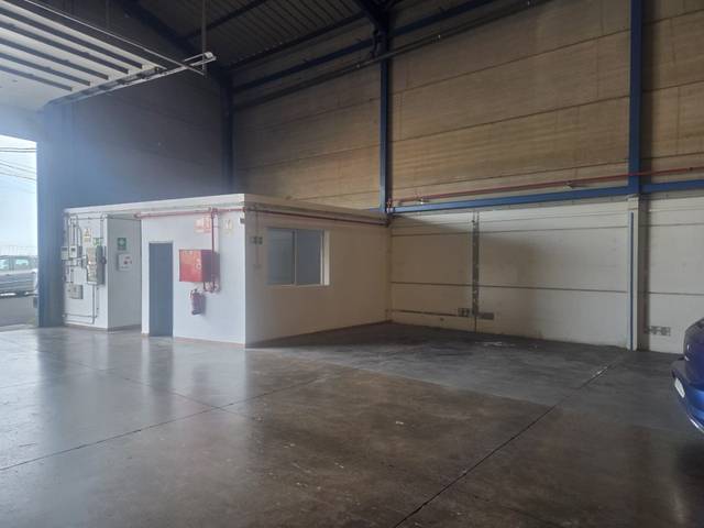 Nave industrial en Venta en Tenoya