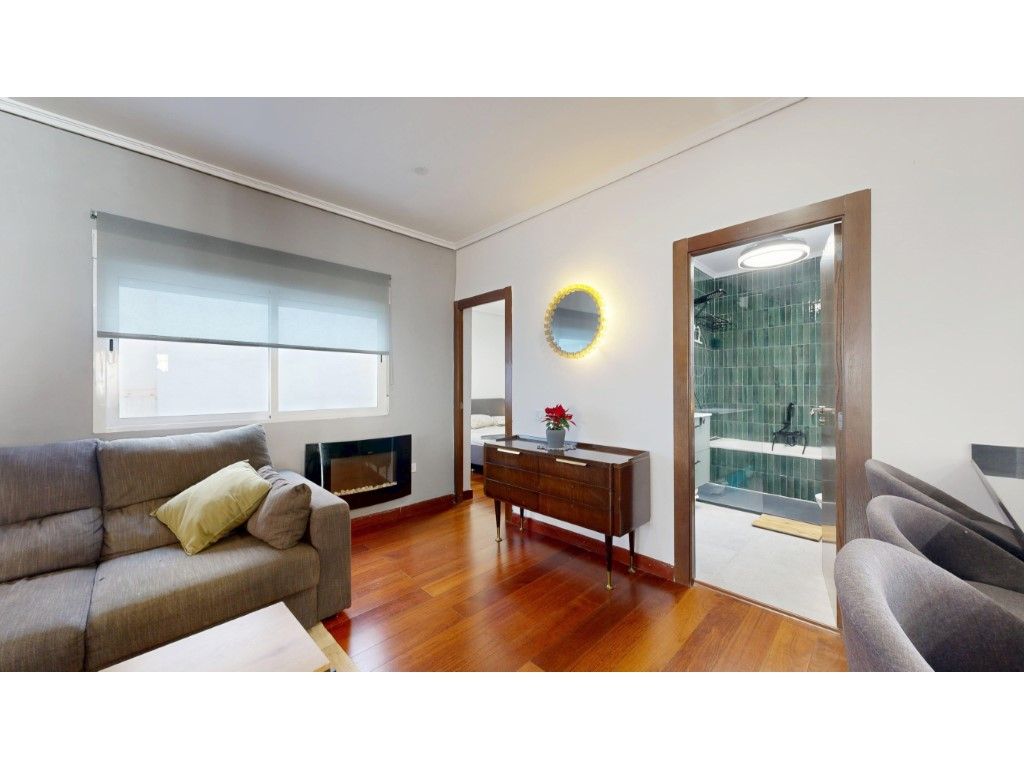 Living room of Flat for sale in  Valencia Capital  with Furnished