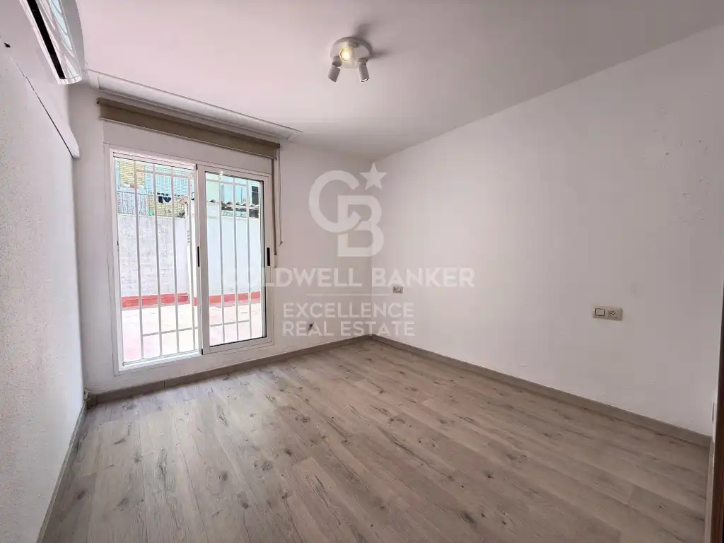 Exterior view of Flat for rent in Valencia  with Terrace and Balcony