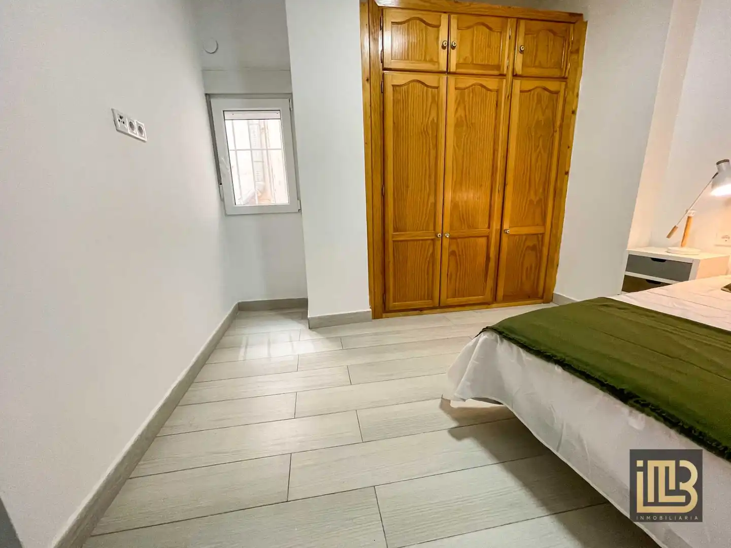 Habitación de Piso en venta en Málaga con Aire acondicionado, Microondas y TV