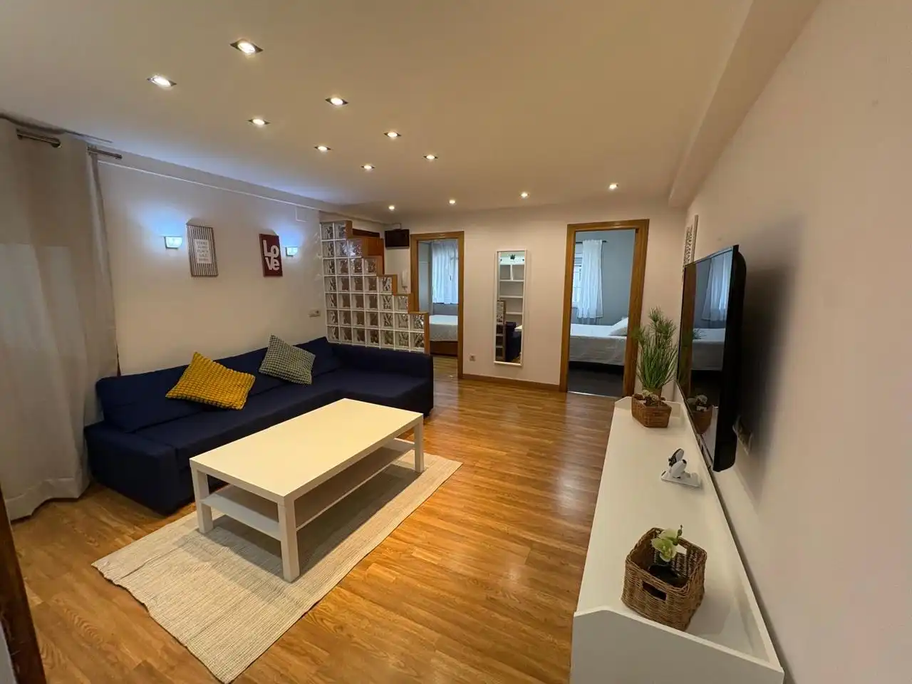 Sala de estar de Planta baja de alquiler en Gijón  con Calefacción, Terraza y Amueblado