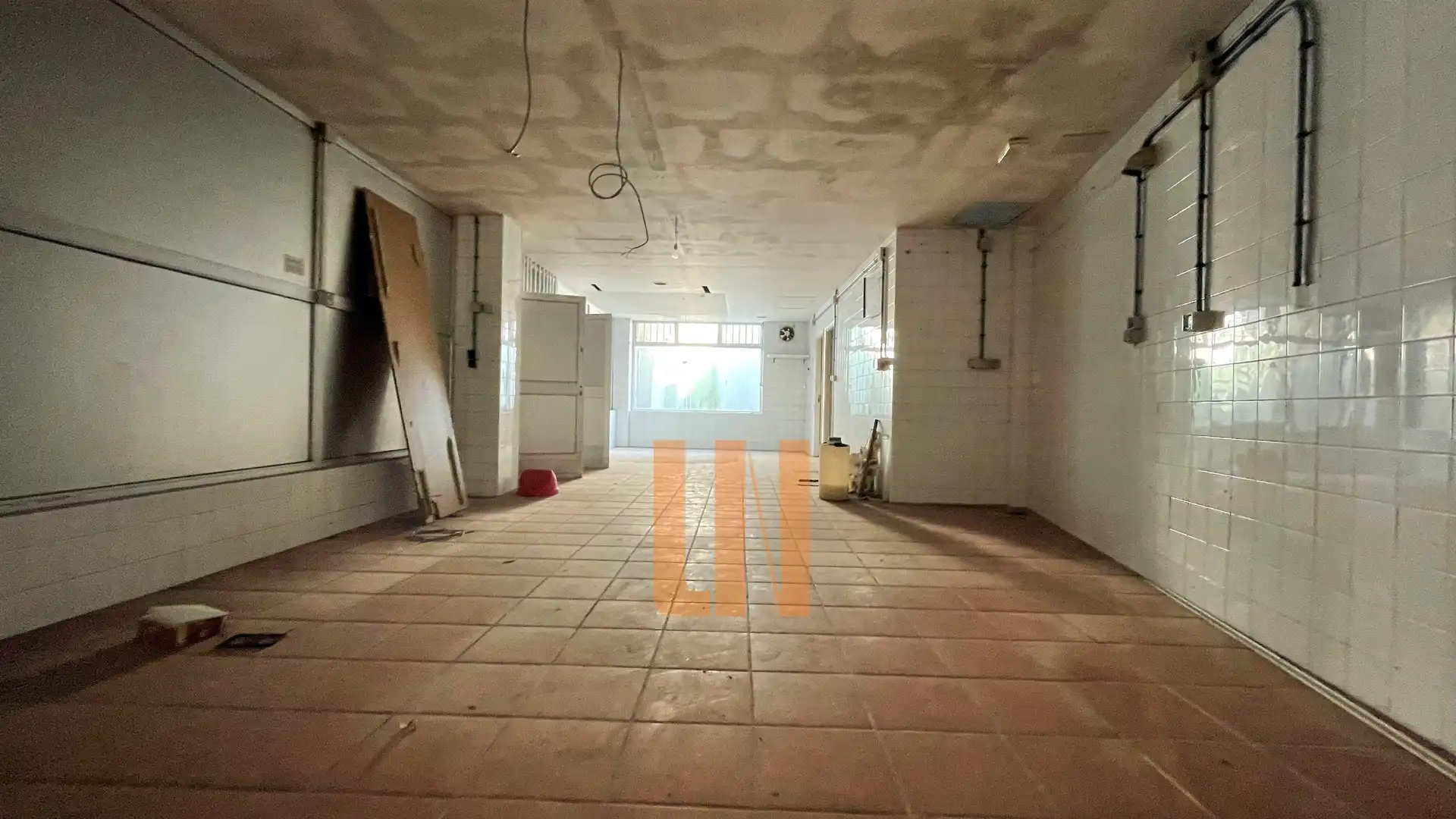 Local en venta en Oleiros