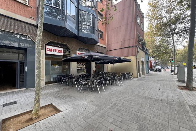 Local comercial en Venta en Carrer de Bac de Roda en El Poblenou