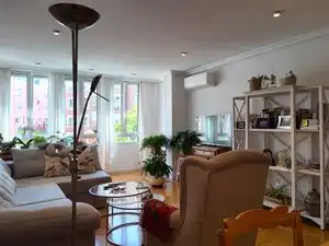 Living room of Flat for sale in Madrid  with Air Conditioner and Heating