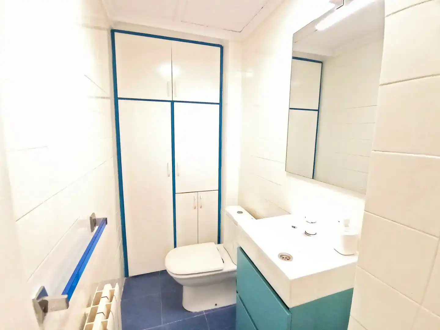 Bathroom of Flat for share in Playa de San Juan - El Cabo de las Huertas