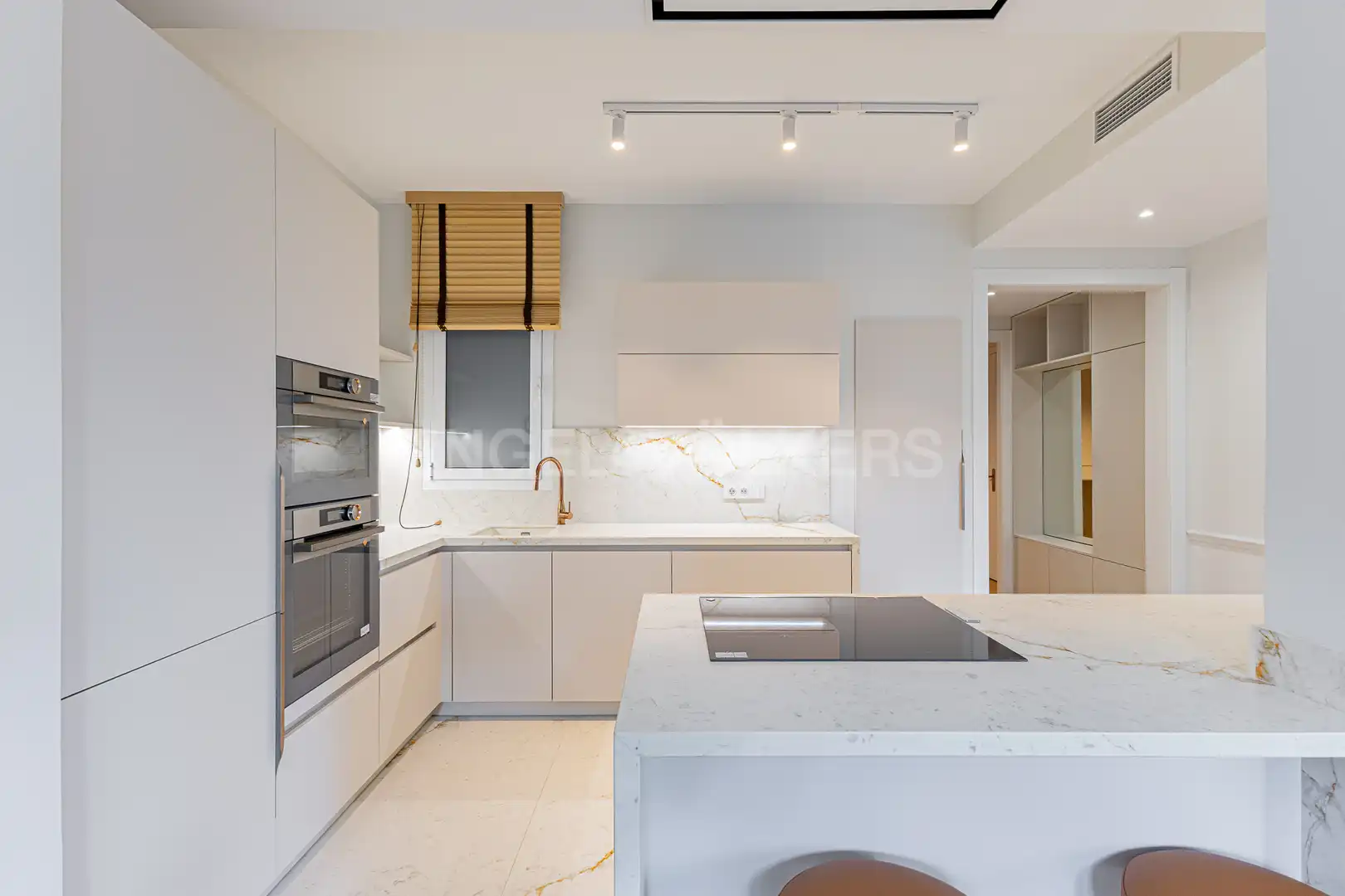Kitchen of Flat for rent in Barcelona  with Air Conditioner, Heating and Parquet flooring